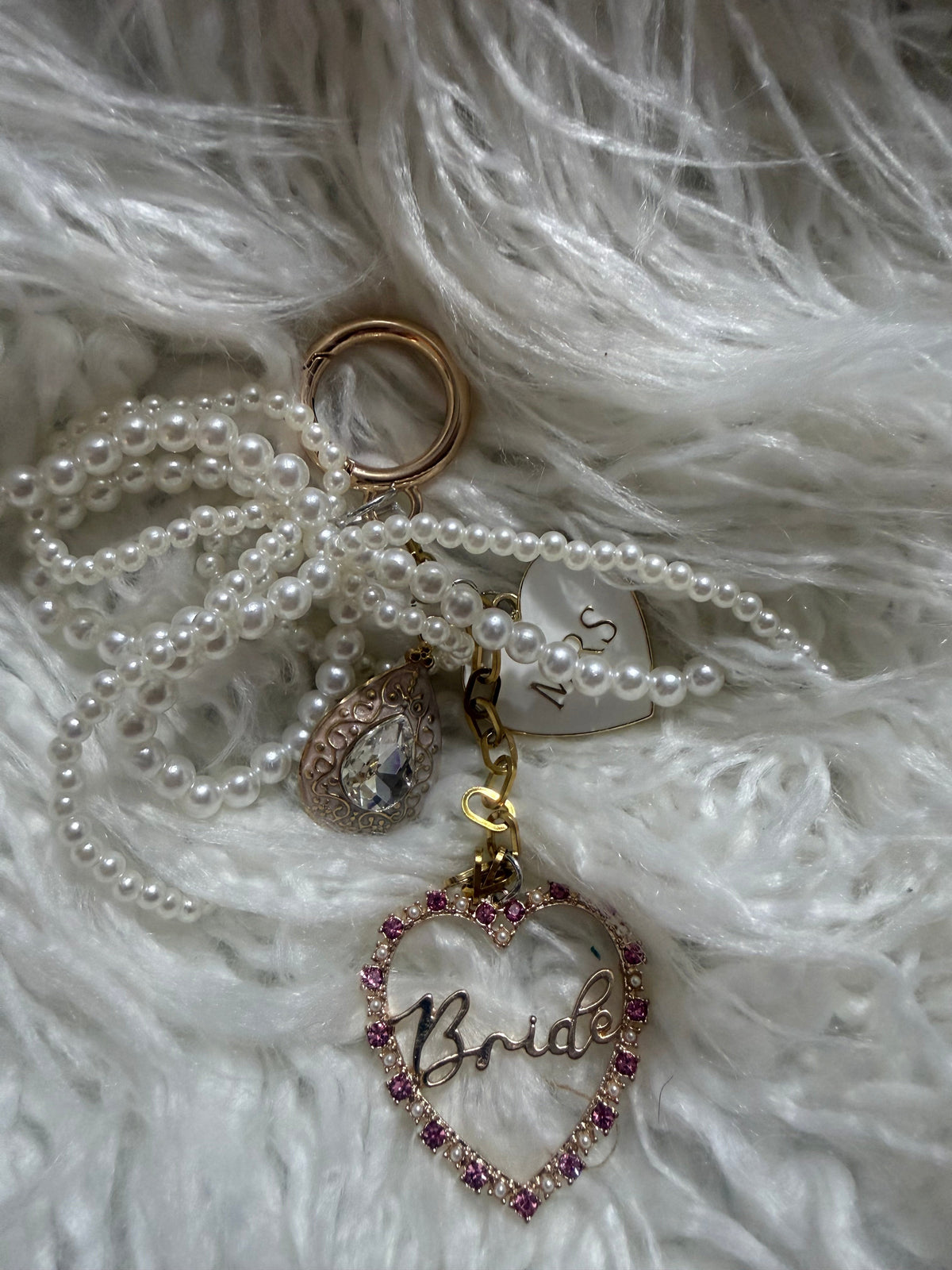 Bride Rhinestone Heart & Pearl-Look Bow Keychain