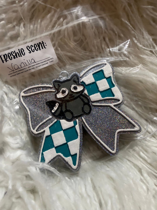 Raccoon & Checkered Bow Car Freshie – Vanilla