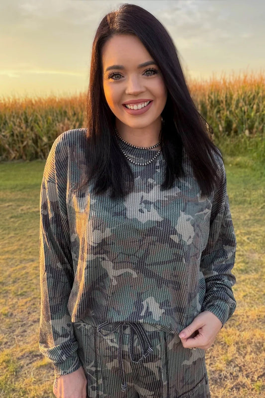 CANYON CAMO SWEATER TOP