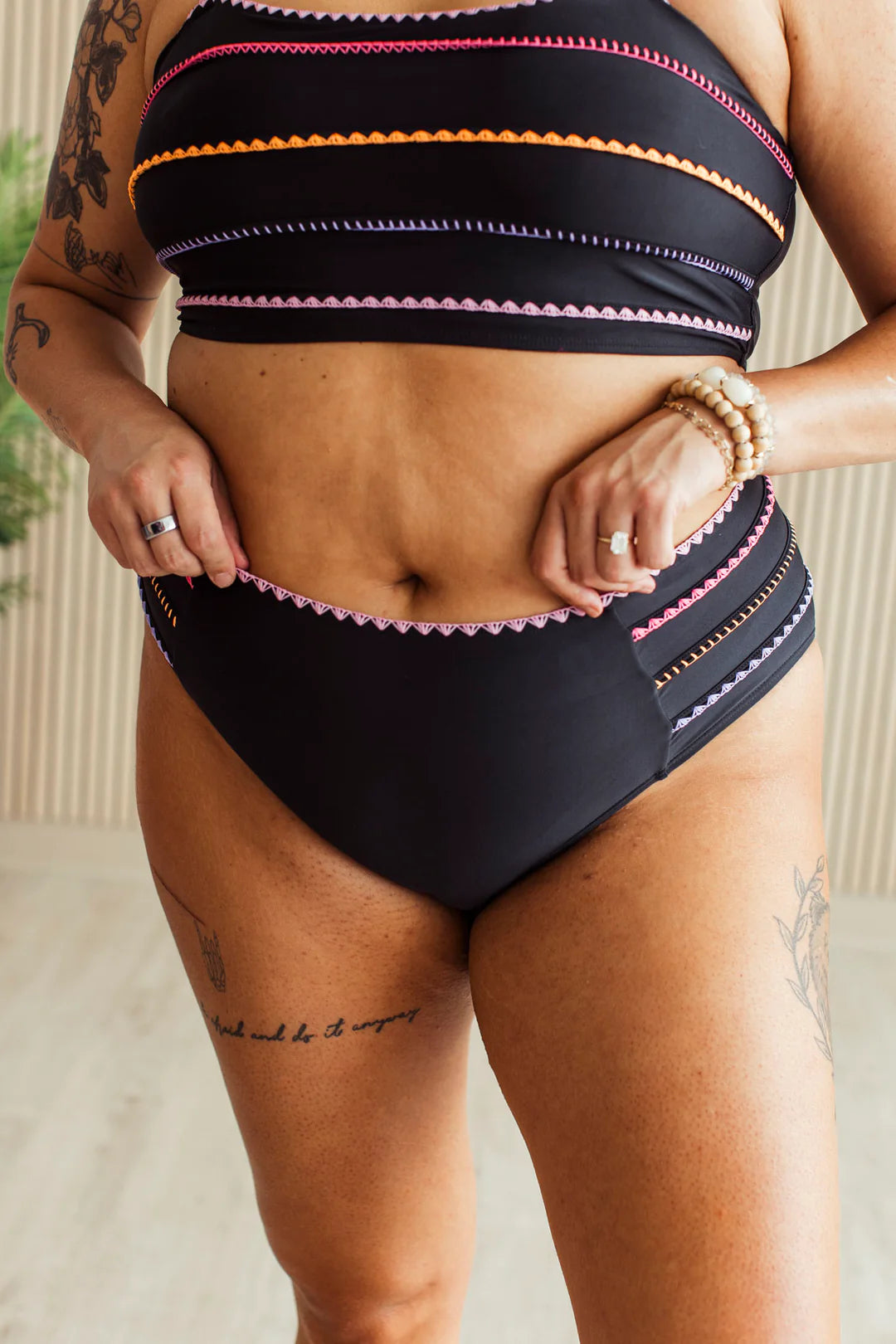 Sun-Kissed Beauty Bikini Swim Bottoms- Black Multi